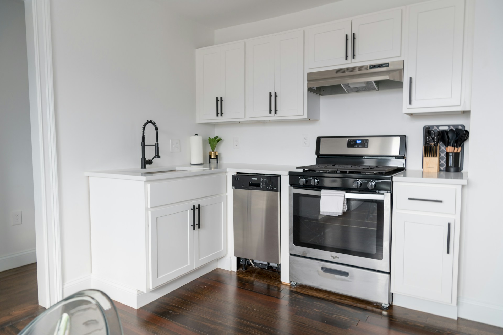 Composter for small kitchen